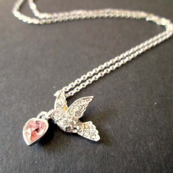 ✨🕊️🩷 Swarovski Swan Mark Pendant Necklace Dove Pink Heart Silver Tn Adjustable - Picture 3 of 10
